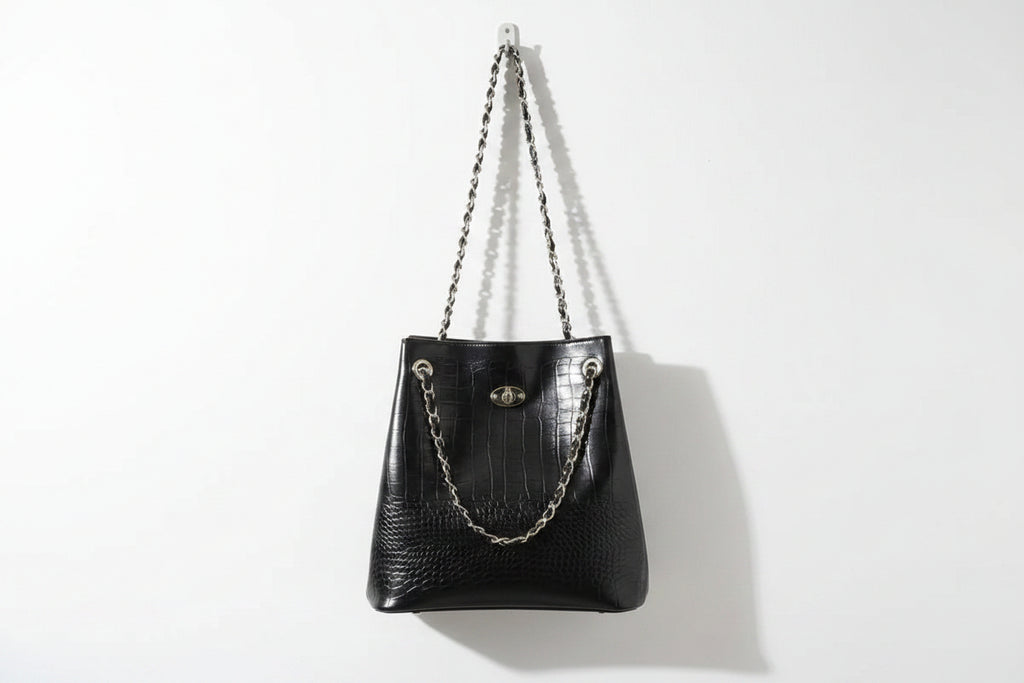 Fashionable Black Golden Handle Bag For Office and College