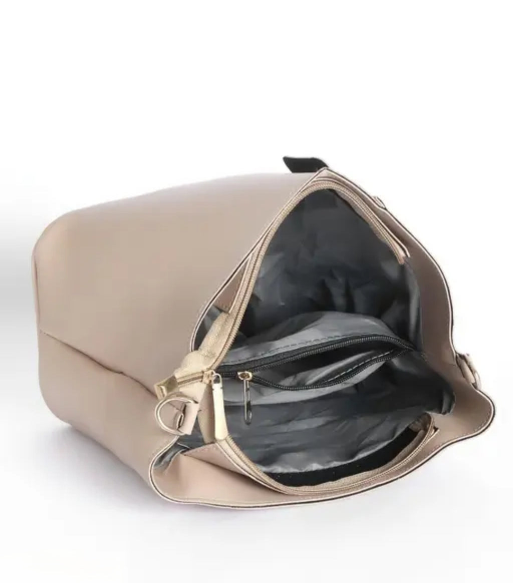 Ravishing elegant Sling Bag
