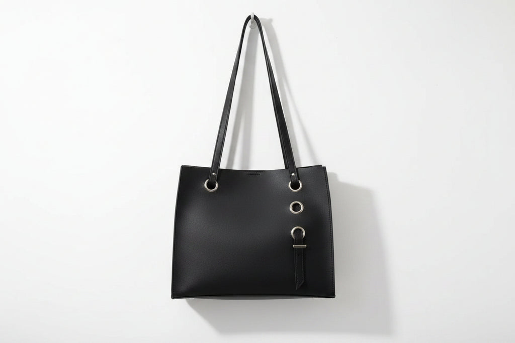 Women fancy hand bag