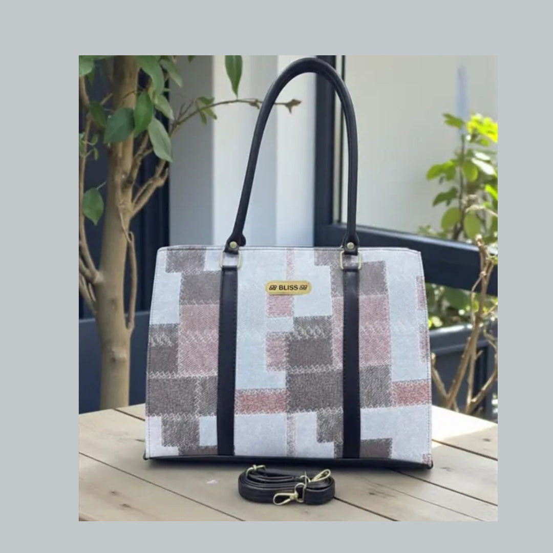 Textured trendy attractive handbag