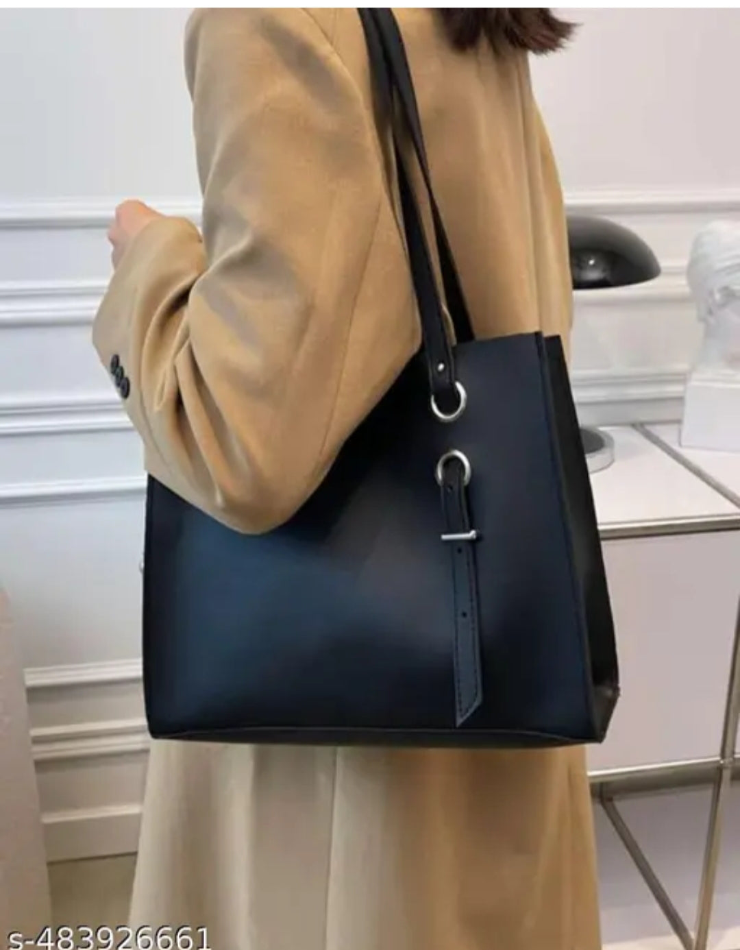 Women fancy hand bag