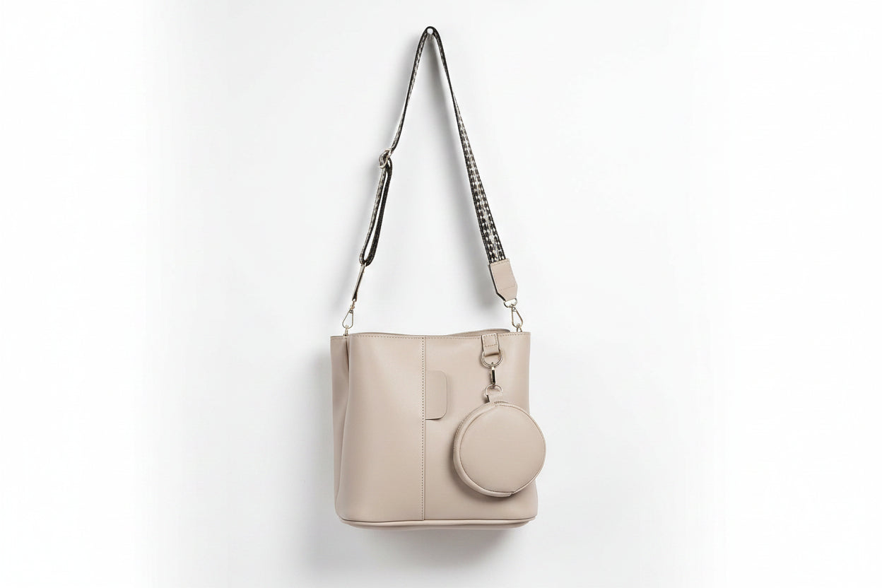 Ravishing elegant Sling Bag