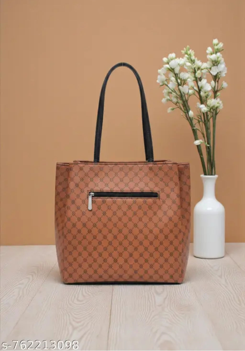 Stylish trendy graceful tote bag