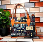 Stylish sling bag for women